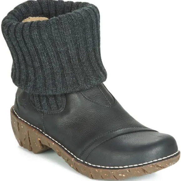 SOLD. El Naturalista Yggdrasil N97 booties - Picture 4 of 14